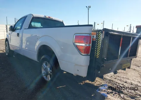 2014 Ford F-150 Xl z USA, uszkodzony, nr VIN 1FTMF1CM0EKG06916